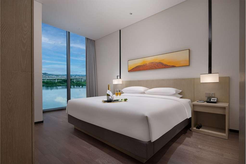 Hyatt Place Changsha Airport Room photo