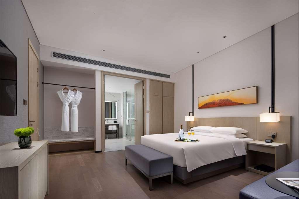 Hyatt Place Changsha Airport Room photo